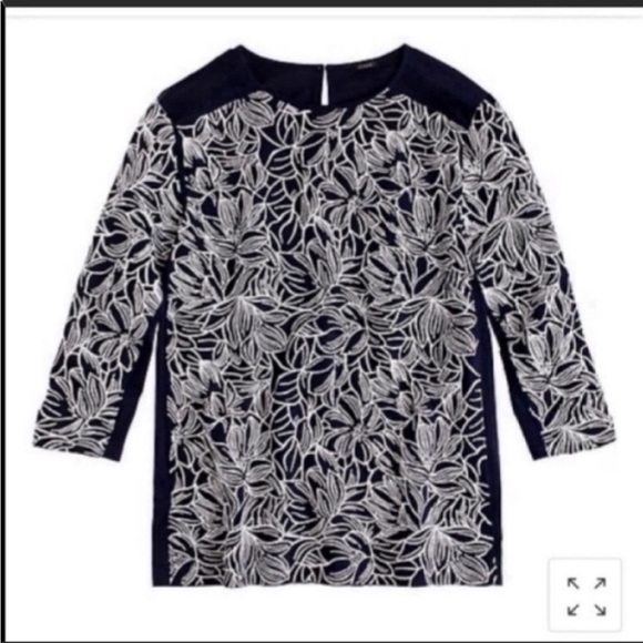 J Crew Embroidered wildflower top 
Size Small 
Navy blue & White - Picture 1 of 8